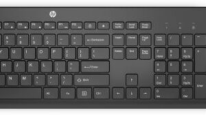 HP Combo tastiera e mouse wireless 235