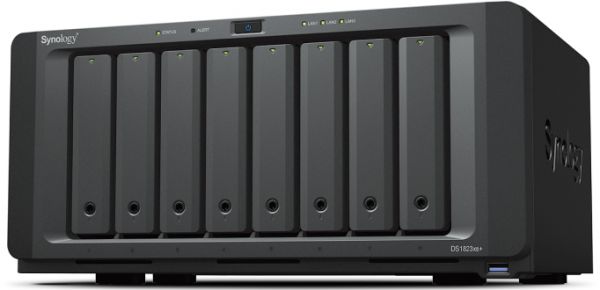 DS 8-BAY AMD V1780B 8GB DDR4