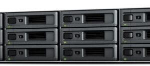 12BAY RS PLUS QUAD-CORE AMD V1780B 8GB DDR4